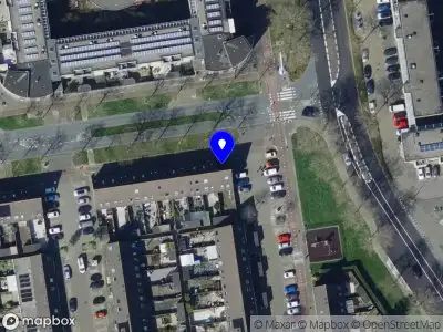 Ambulance met grote spoed naar de Vogelenzanglaan in Spijkenisse