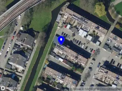 Ambulance met grote spoed naar de Lisdodde in Hoogvliet Rotterdam