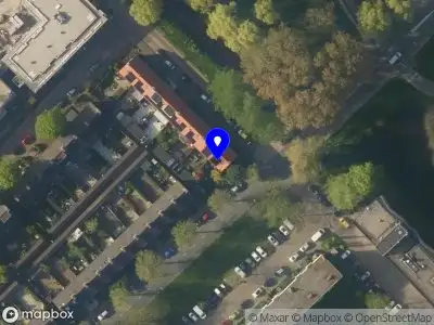 Ambulance met grote spoed naar de Zuidwijklaan in Wassenaar