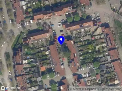 Ambulance met gepaste spoed naar de Tallinnpad in Rotterdam