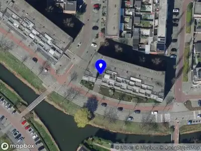 Ambulance met gepaste spoed naar de Zuidersingel in Barendrecht