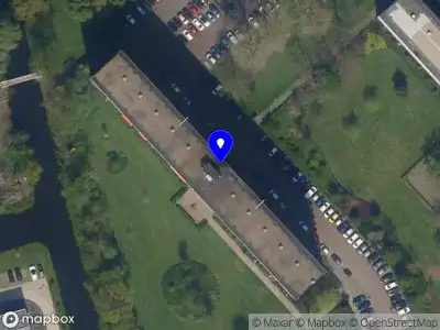 Ambulance met gepaste spoed naar de Herman Gorterplaats in Capelle aan den IJssel