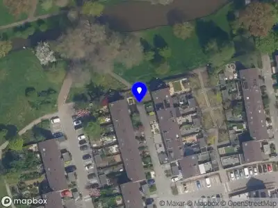 Ambulance met grote spoed naar de Parkroos in Rotterdam