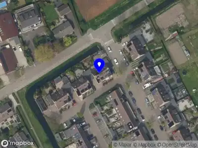 Ambulance met grote spoed naar de Irenestraat in Zwartewaal