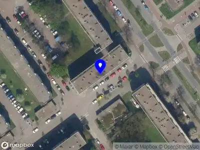 Ambulance met gepaste spoed naar de Monseigneur Nolenslaan in Schiedam