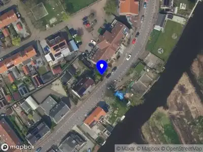 Ambulance met grote spoed naar de Molenstraat in Kinderdijk