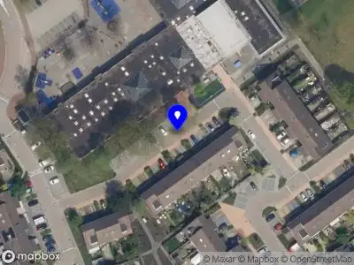 Ambulance met grote spoed naar de Louvre in Capelle aan den IJssel