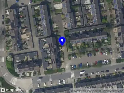 Ambulance met gepaste spoed naar de Godfried Bomanslaan in Roelofarendsveen
