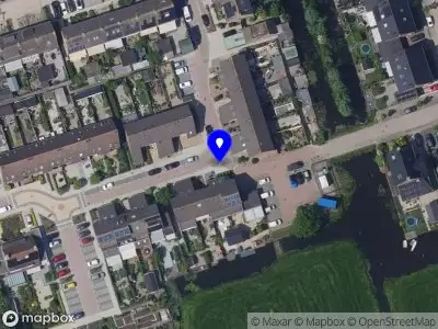 Ambulance met gepaste spoed naar de Tielmanstraat in Molenaarsgraaf