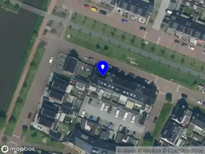 Ambulance met gepaste spoed naar de Robbezand in Volendam