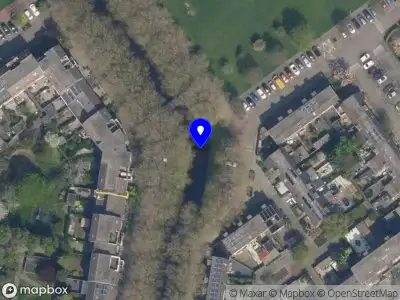 Ambulance met grote spoed naar de Lutter in Rotterdam