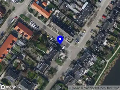 Ambulance met gepaste spoed naar de Boezemvliet in Maasdam