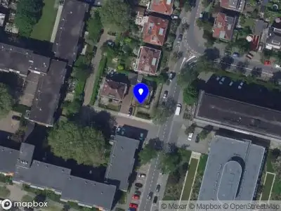 Ambulance met grote spoed naar de Bellevuestraat in Dordrecht