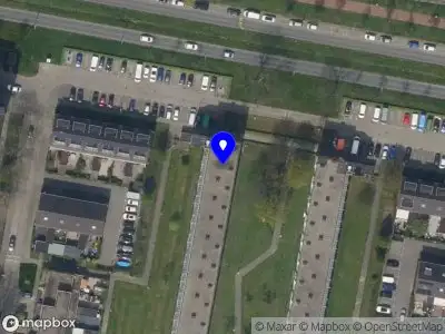 Ambulance met grote spoed naar de Oldegaarde in Rotterdam