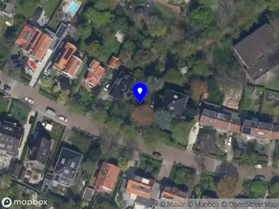 Brandweer met grote spoed naar de Van Noortwijckstraat in Rotterdam vanwege afhijsen patient