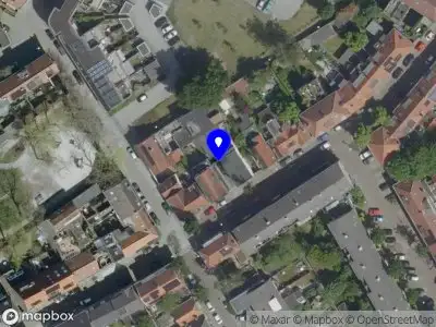 Brandweer met grote spoed naar de Pastoor Dijkmansstraat in Eindhoven vanwege waarnemen gaslucht