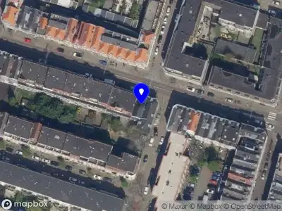 Ambulance met grote spoed naar de Zaagmolenstraat in Rotterdam