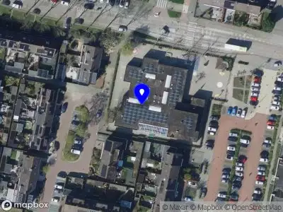 Ambulance met grote spoed naar de Frans Halsstraat in Oud-Beijerland