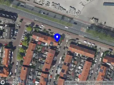 Ambulance met gepaste spoed naar de Rijnstraat in Dordrecht