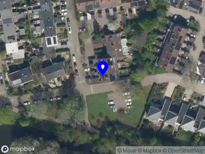 Ambulance met grote spoed naar de Koekoekslaan in Schiedam