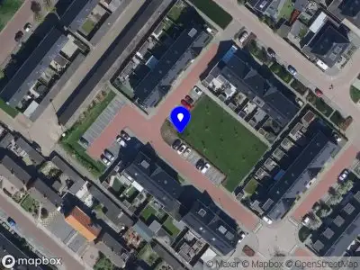 Brandweer en politie met grote spoed naar de De Galjoen in Dinteloord vanwege middelgrote brand