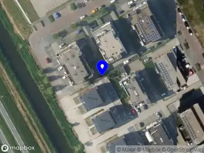 Brandweer met gepaste spoed naar de Adriaen Blockstraat in Almere vanwege afhijsen patient