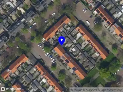 Ambulance met grote spoed naar de Merelstraat in Leiderdorp