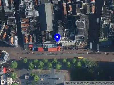 Traumahelikopter met grote spoed naar de Rembrandtplein in Amsterdam