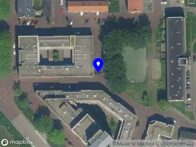 Ambulance met gepaste spoed naar de Carolinastraat in IJmuiden