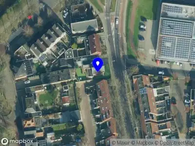 Politie naar de Vos de Waelstraat in Oldenzaal vanwege aanrijding met letsel