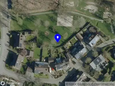 Brandweer met gepaste spoed naar de Beeklaan in Tilburg