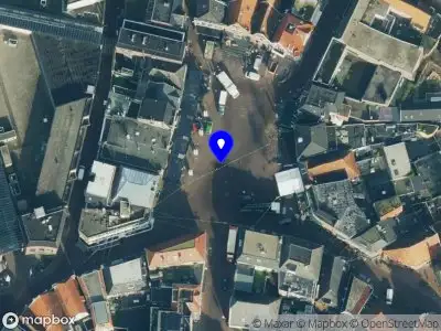 Brandweer met gepaste spoed naar de Groote Markt in Oldenzaal vanwege een buitenbrand