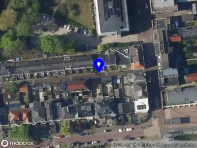 Ambulance met grote spoed naar de Hedastraat in Alphen aan den Rijn