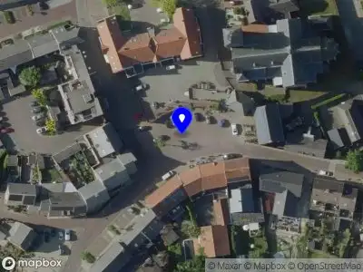 Ambulance met gepaste spoed naar de Kerkplein in Neer