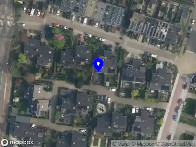 Brandweer met grote spoed naar de Spoorpad in Waddinxveen vanwege personen te water