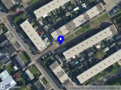 Brandweer en politie met grote spoed naar de Bessemerstraat in Oudeschoot vanwege grote brand