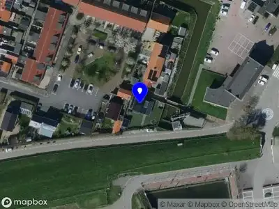 Ambulance met grote spoed naar de Grevelingenweg in Herkingen