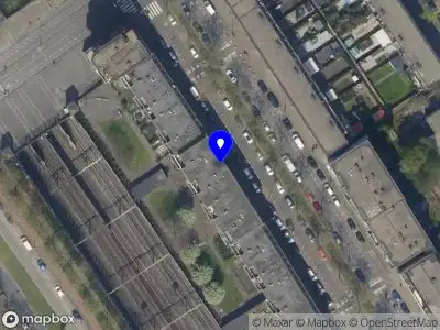 Ambulance met grote spoed naar de Oranjeboomstraat in Rotterdam