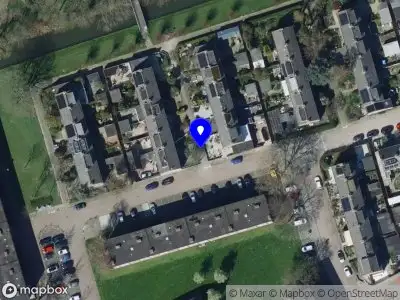 Ambulance met grote spoed naar de Carel Fabritiuspad in Spijkenisse