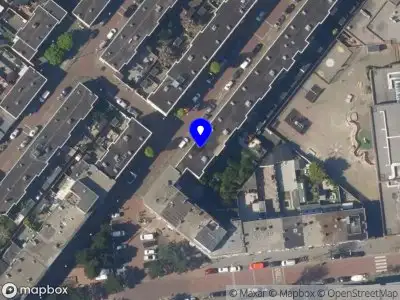 Brandweer met gepaste spoed naar de Wieringsestraat in 's-Gravenhage vanwege een buitenbrand