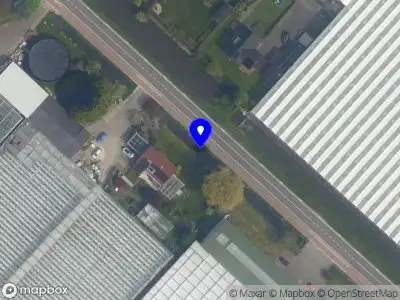 Brandweer met grote spoed naar de Zwethlaan in Honselersdijk vanwege middelgrote brand