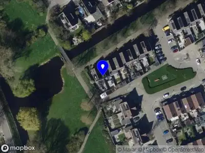 Ambulance met grote spoed naar de Pieter Floriszpad in Hellevoetsluis