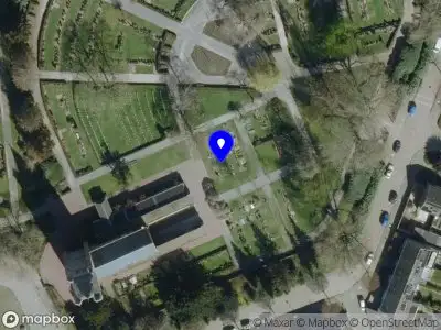 Brandweer met grote spoed naar de Hudsonlaan in Eindhoven vanwege voertuigbrand