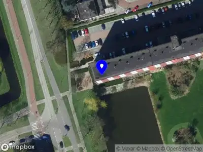 Ambulance met grote spoed naar de Akeleistraat in Spijkenisse