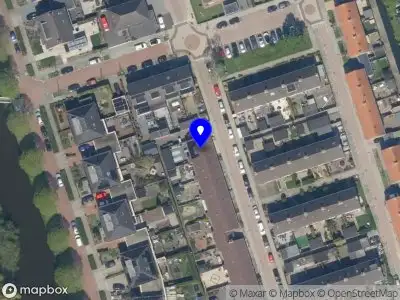 Ambulance met gepaste spoed naar de Julianastraat in Langerak