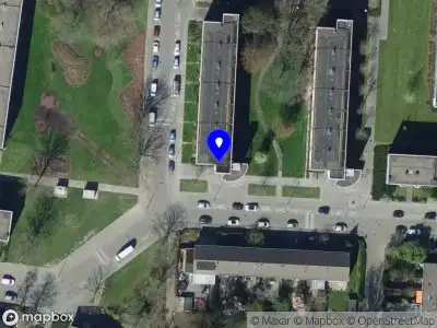 Ambulance met gepaste spoed naar de Moerveld in Rotterdam