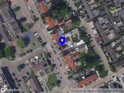 Ambulance met grote spoed naar de Kerkweg in Brandwijk