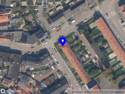 Ambulance met gepaste spoed naar de Saenredamstraat in Rotterdam