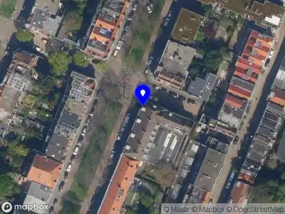 Ambulance met grote spoed naar de Avenue Concordia in Rotterdam