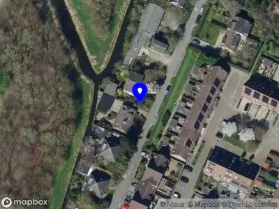 Ambulance met gepaste spoed naar de Oud Rhoonsedijk in Poortugaal